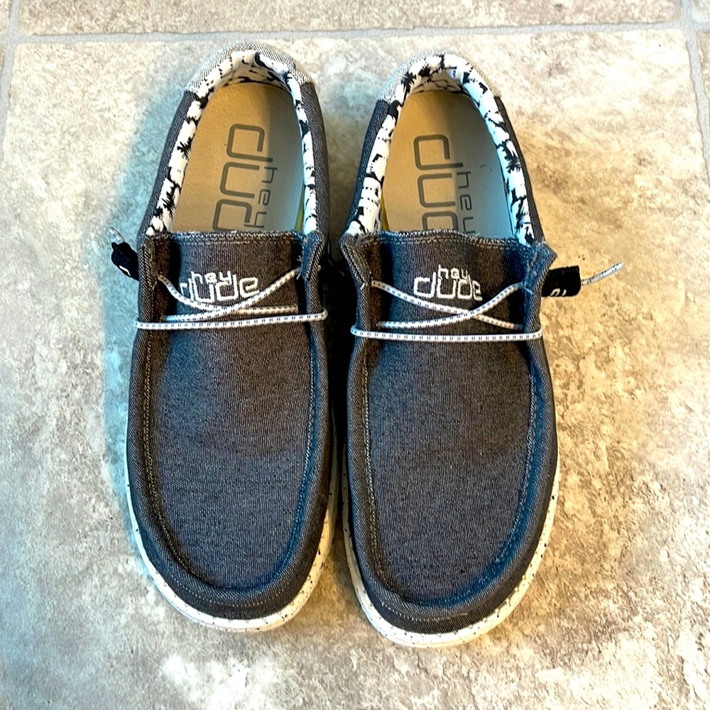 Hey dude mens shoes size 9 Grey black